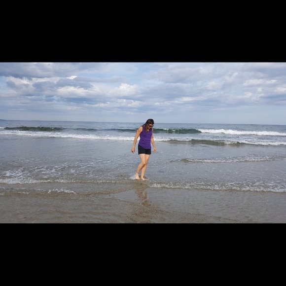 Meet your Posher, Karen - Picture 1 of 6